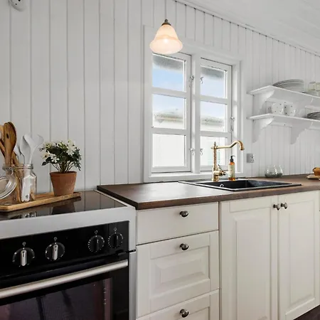 Gorgeous In V With Kitchen * Esbjerg