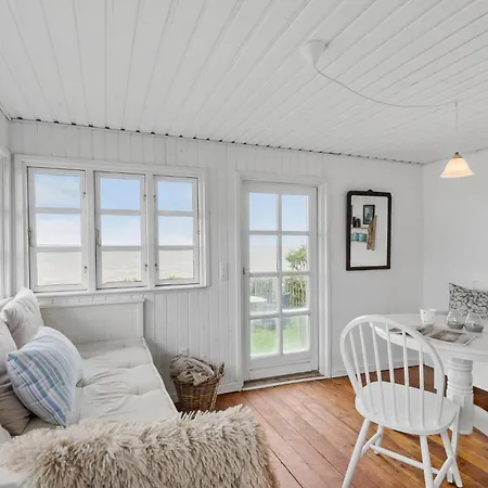 Gorgeous In V With Kitchen * Esbjerg