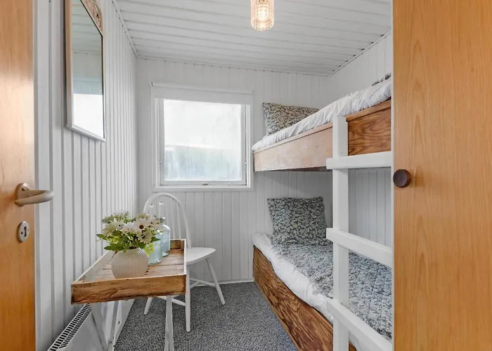 2 Bedroom Front In V Esbjerg